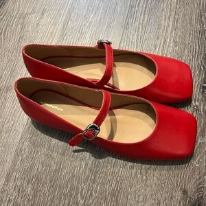 Reformation Melissa Mary Jane Flat